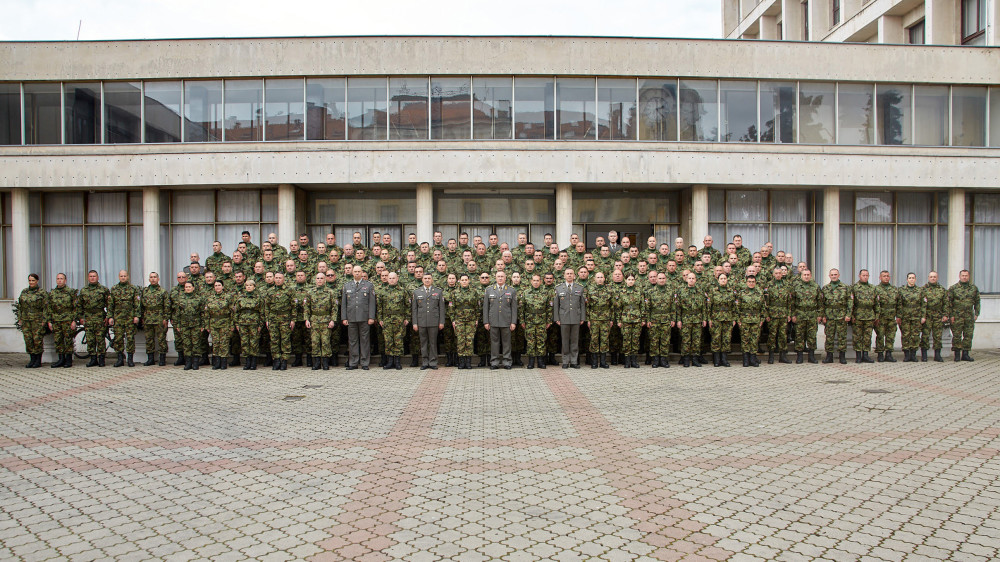 Prvih hiljadu vojnika promenilo status u službi